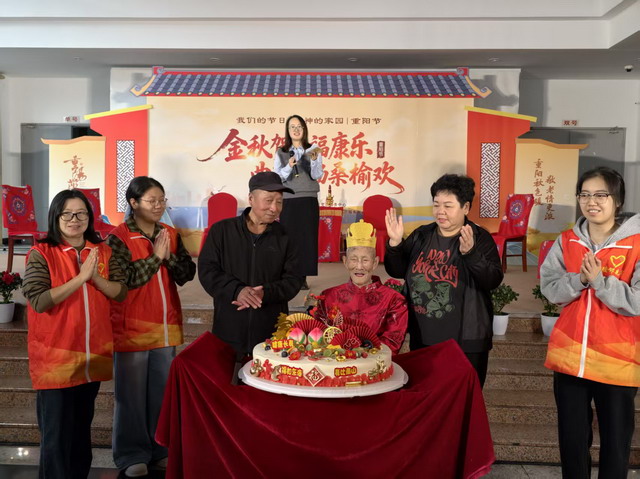 20251028007.jpg 20251028007.jpg