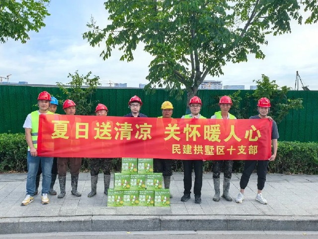 6392143193281632153302014_副本.jpg
