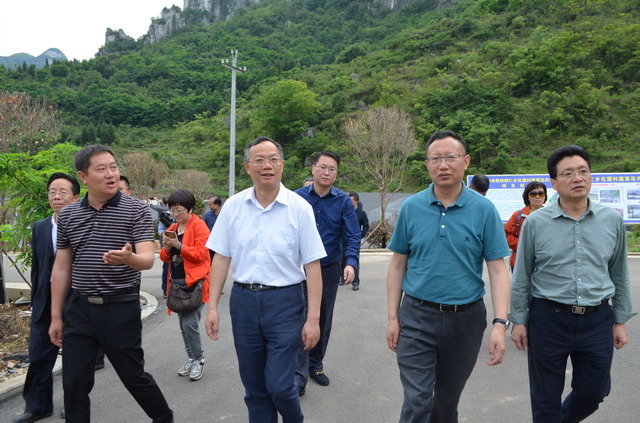 民建浙江省委帮扶团组赴贵州省黔西县开展精准脱贫考察并签约帮扶项目