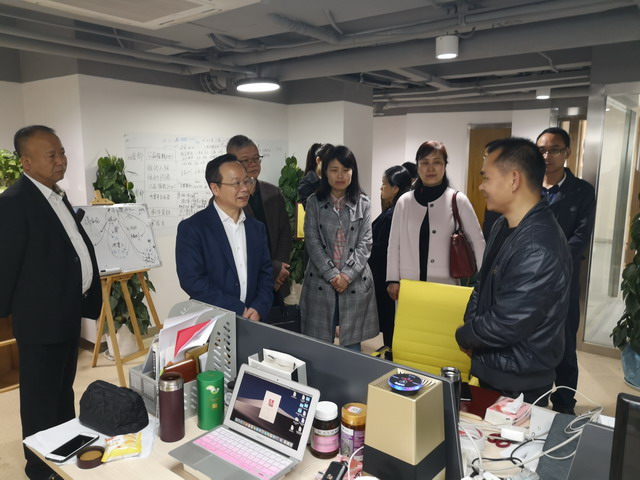 陈小平主委带队开展基层治理课题调研